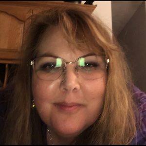 Meet your Posher, Joy